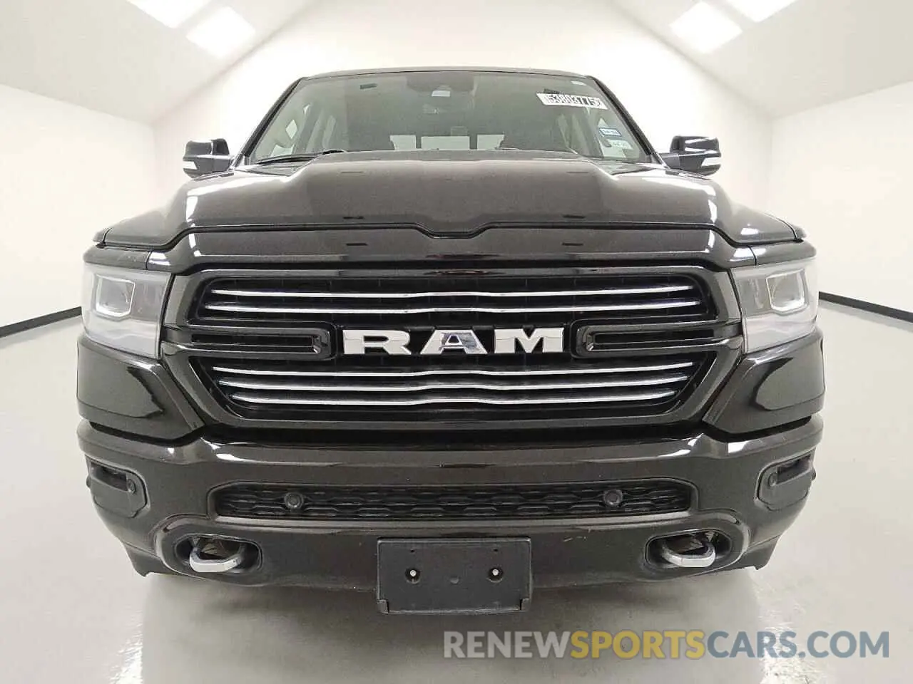 5 Photograph of a damaged car 1C6SRFJT5MN682576 RAM 1500 2021