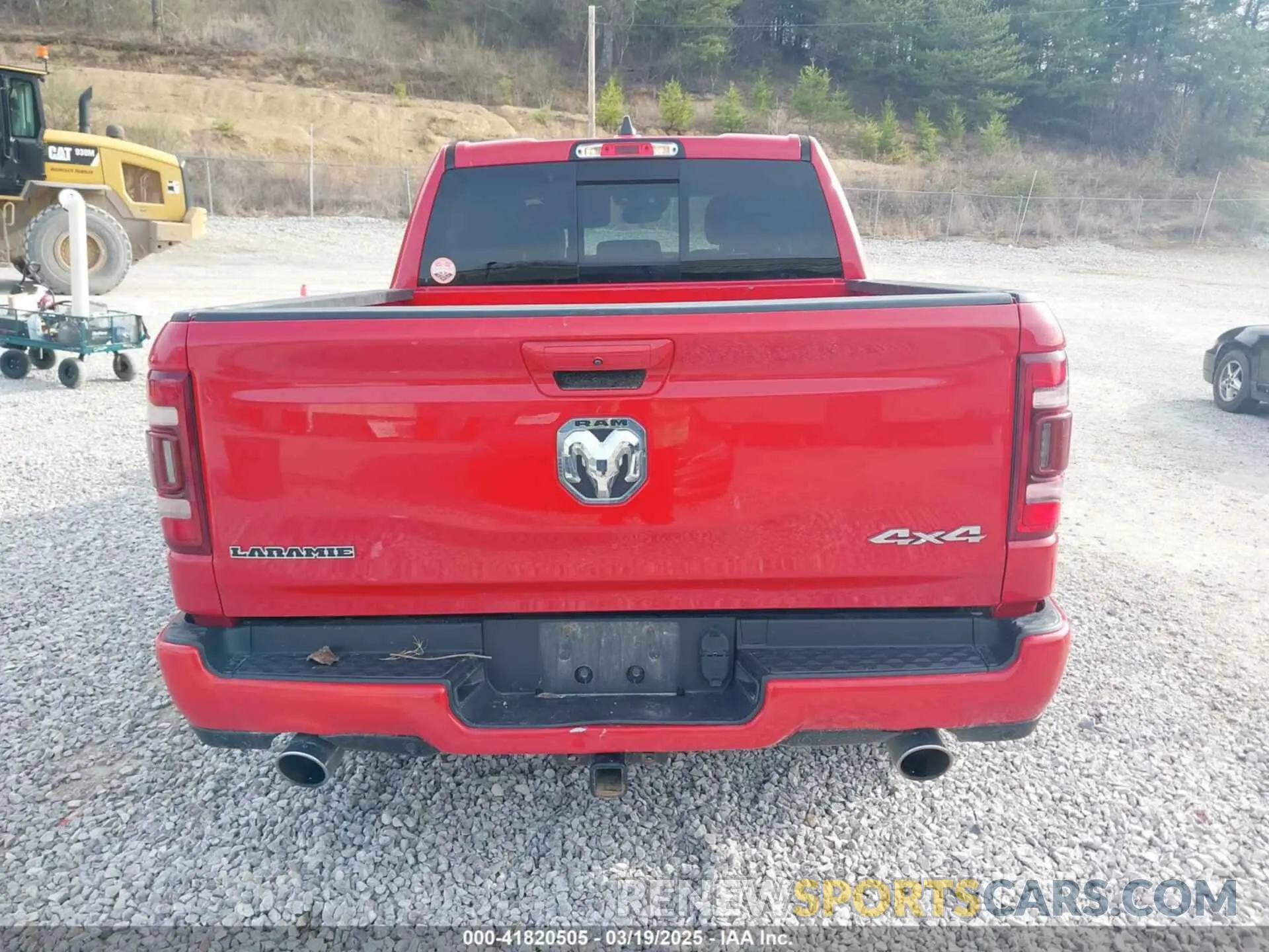 17 Photograph of a damaged car 1C6SRFJT5MN716600 RAM 1500 2021