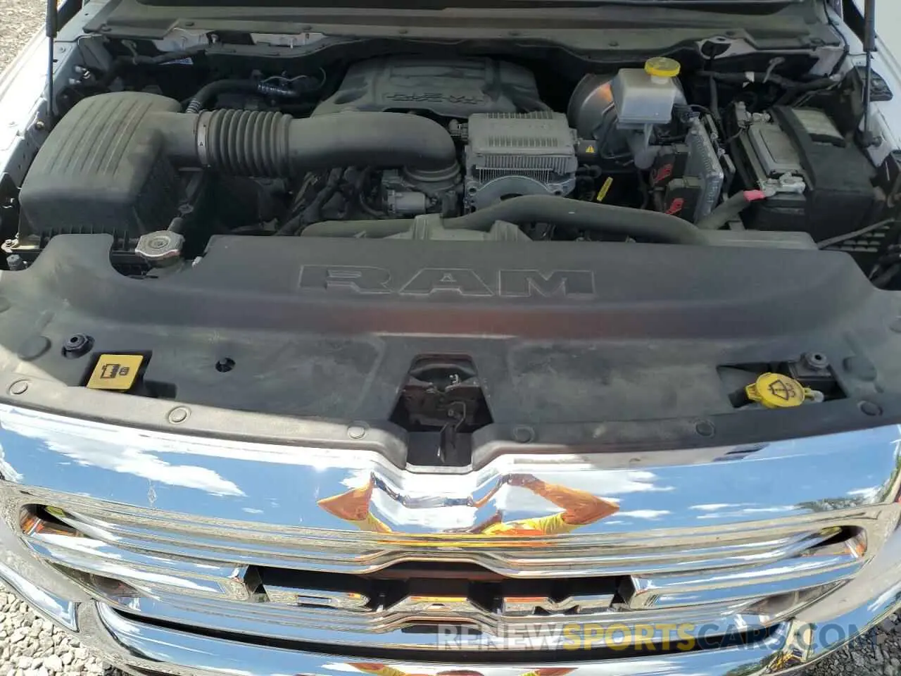 11 Photograph of a damaged car 1C6SRFJT5MN751315 RAM 1500 2021