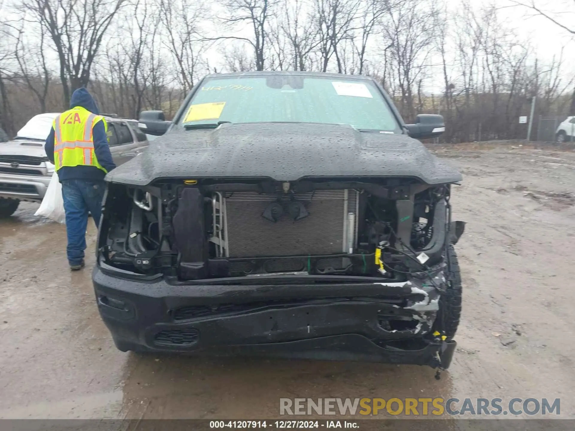 13 Photograph of a damaged car 1C6SRFJT6MN580803 RAM 1500 2021