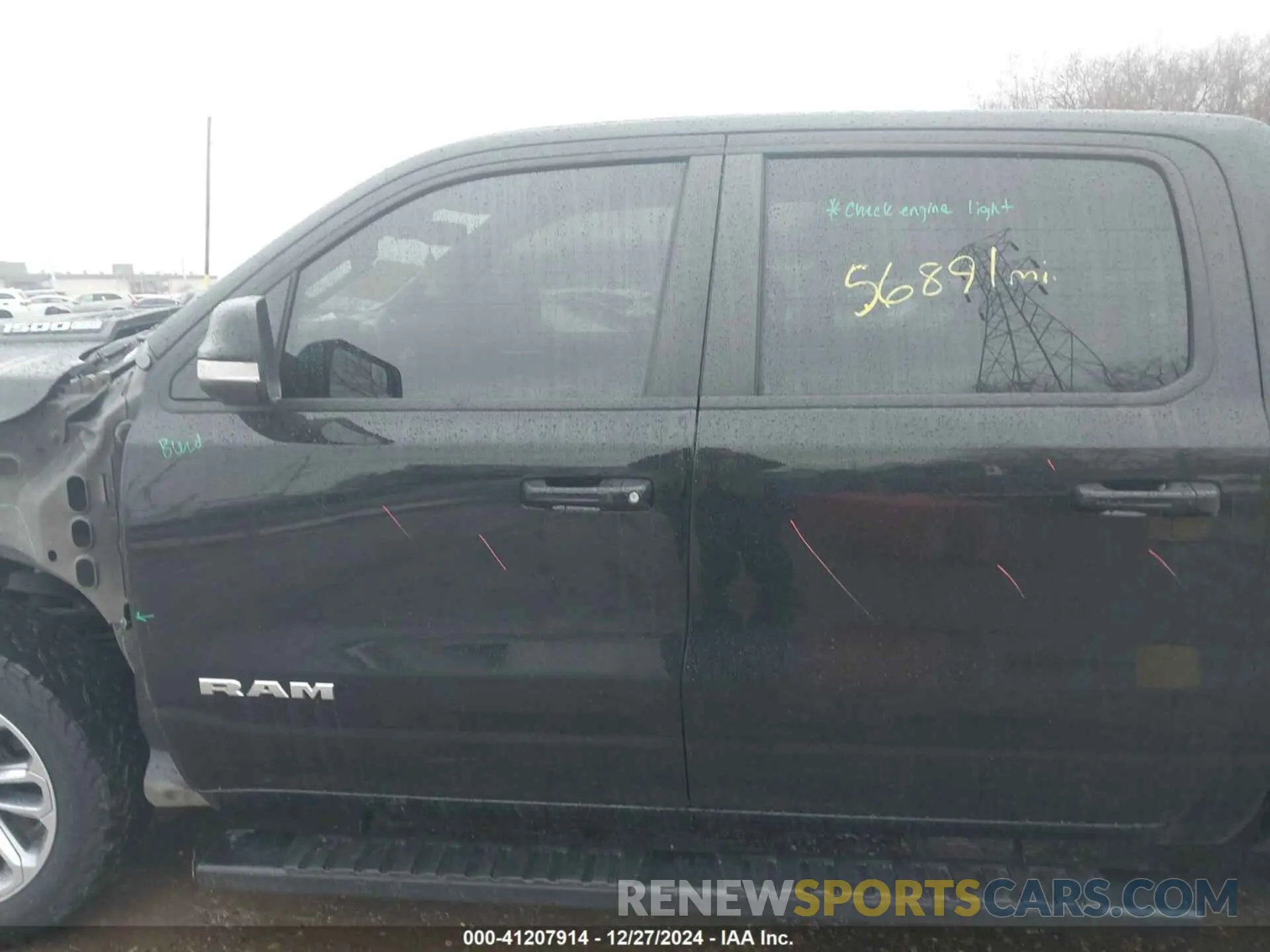 15 Photograph of a damaged car 1C6SRFJT6MN580803 RAM 1500 2021