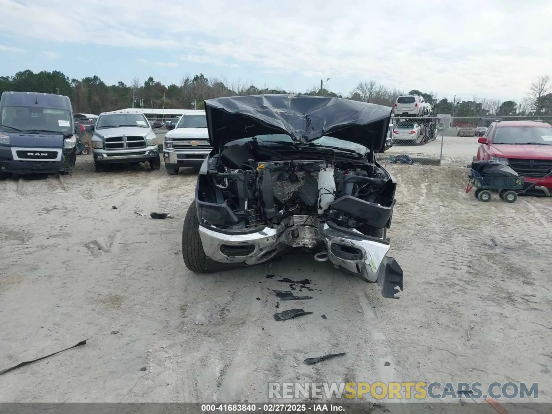 6 Photograph of a damaged car 1C6SRFJT6MN666399 RAM 1500 2021