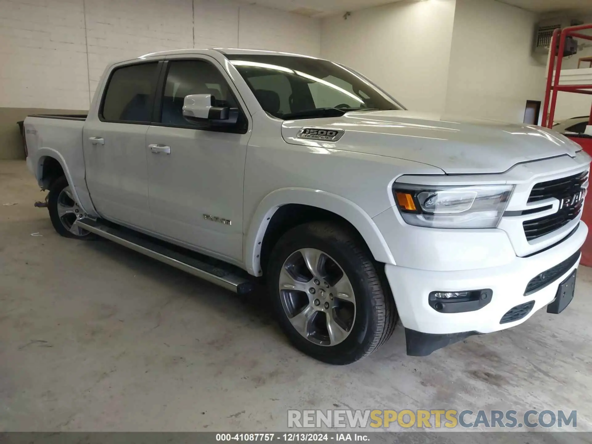 1 Photograph of a damaged car 1C6SRFJT6MN671456 RAM 1500 2021