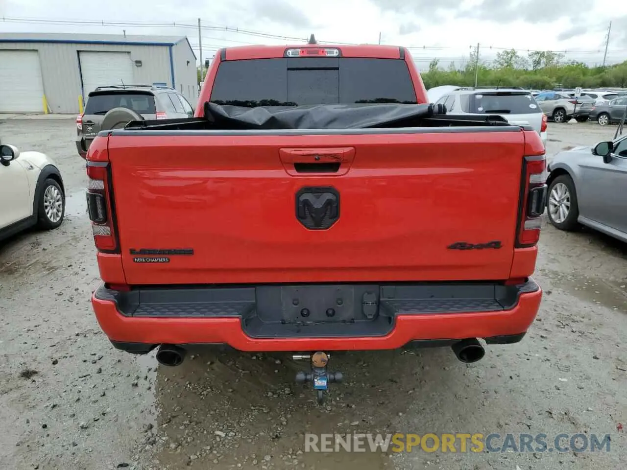 6 Photograph of a damaged car 1C6SRFJT6MN704181 RAM 1500 2021