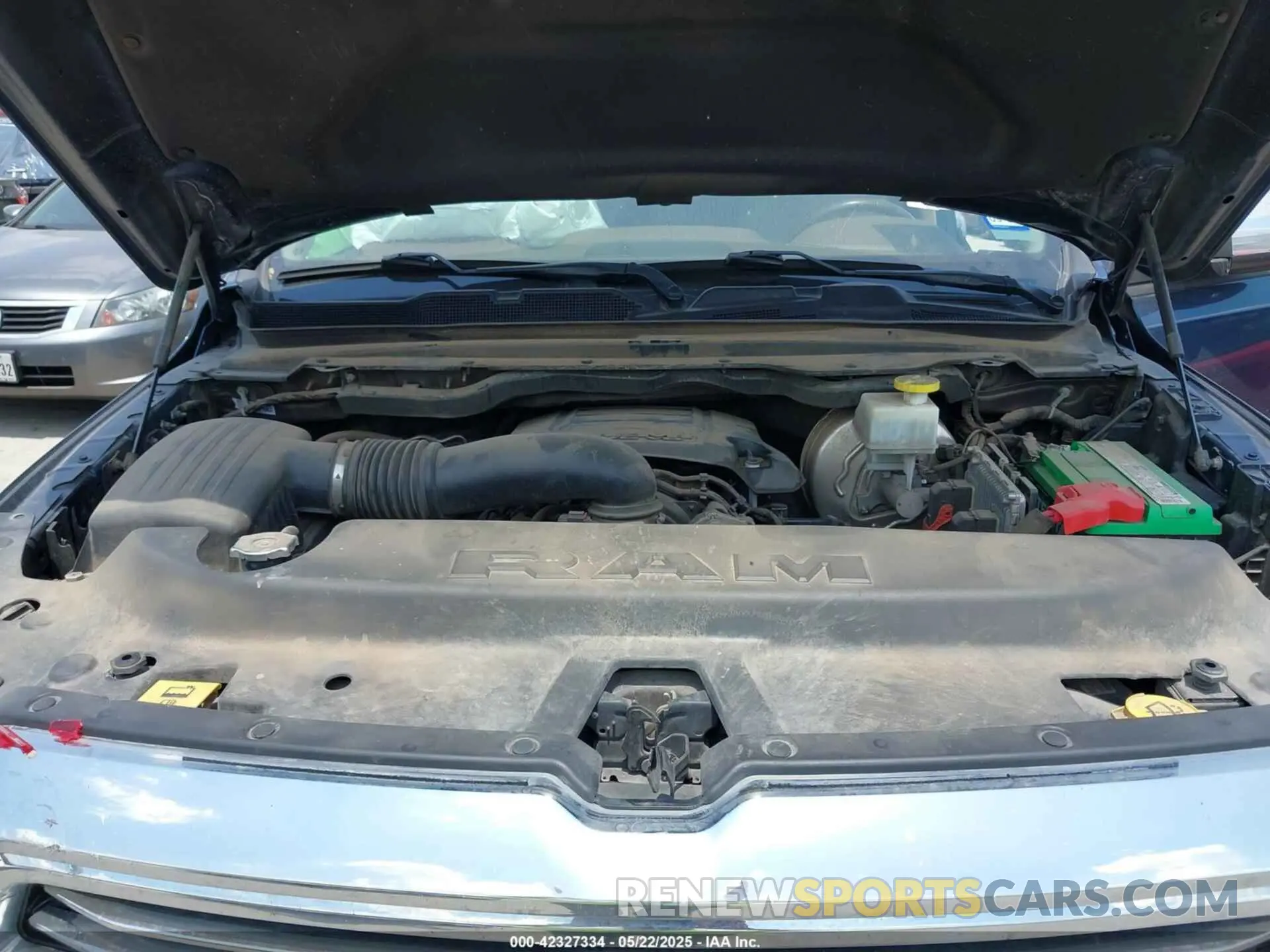 10 Photograph of a damaged car 1C6SRFJT6MN821694 RAM 1500 2021