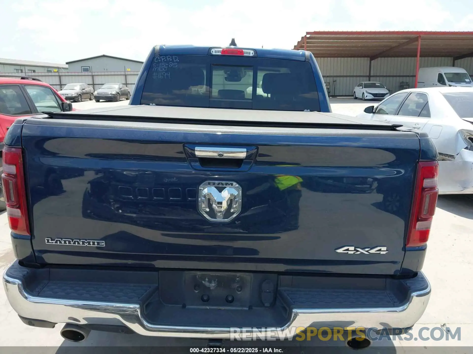 15 Photograph of a damaged car 1C6SRFJT6MN821694 RAM 1500 2021