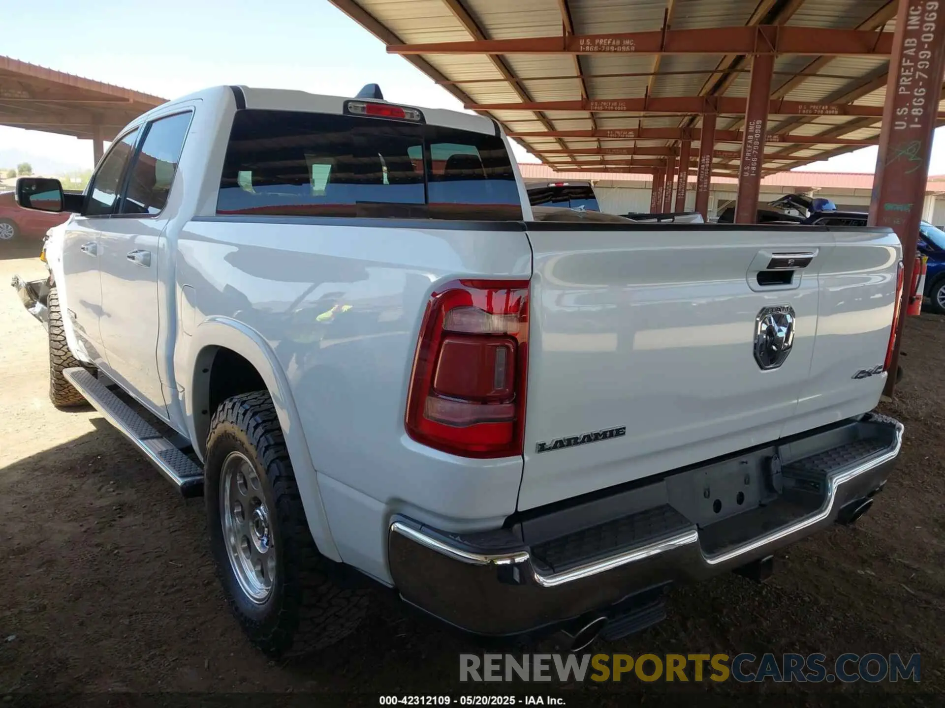 3 Photograph of a damaged car 1C6SRFJT8MN524720 RAM 1500 2021