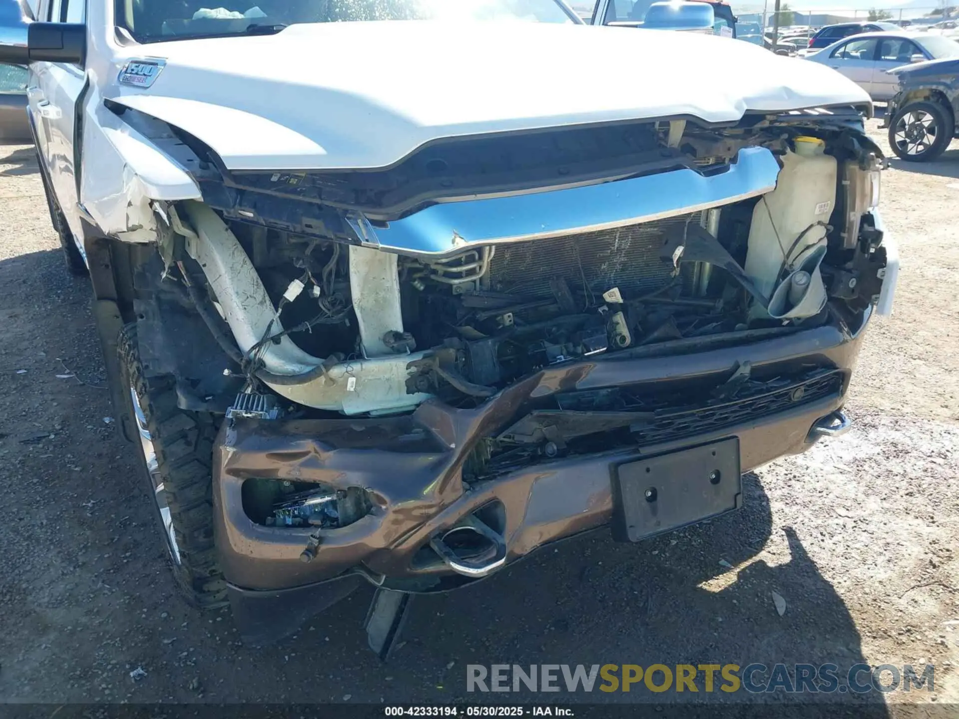 6 Photograph of a damaged car 1C6SRFKM7MN748441 RAM 1500 2021