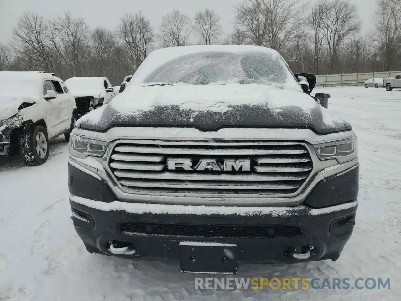 5 Photograph of a damaged car 1C6SRFKT2MN547179 RAM 1500 2021