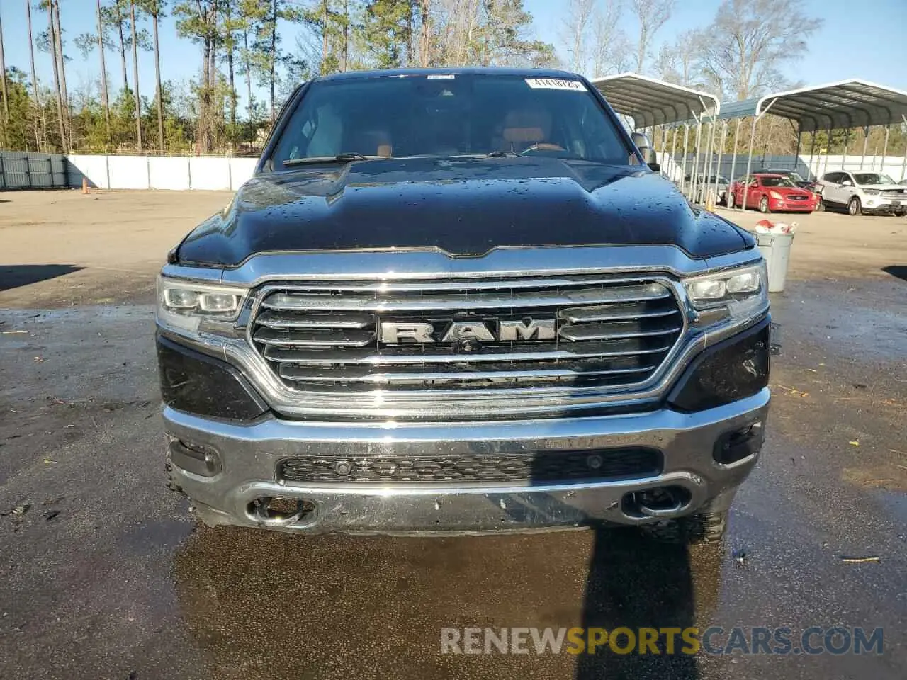5 Photograph of a damaged car 1C6SRFKT8MN505261 RAM 1500 2021