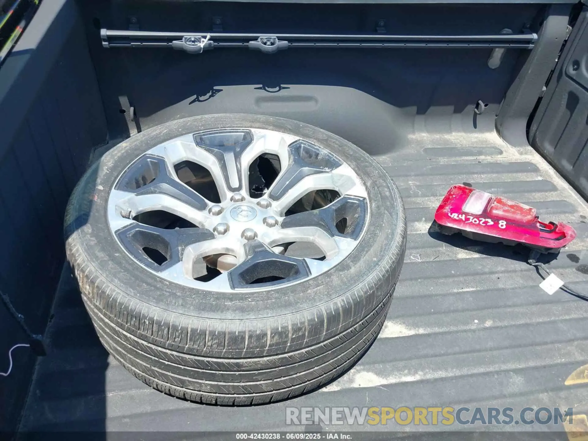 12 Photograph of a damaged car 1C6SRFKTXMN561573 RAM 1500 2021