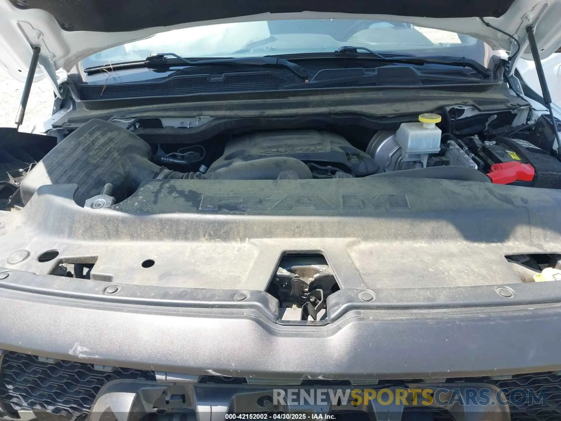 10 Photograph of a damaged car 1C6SRFLT0MN559314 RAM 1500 2021
