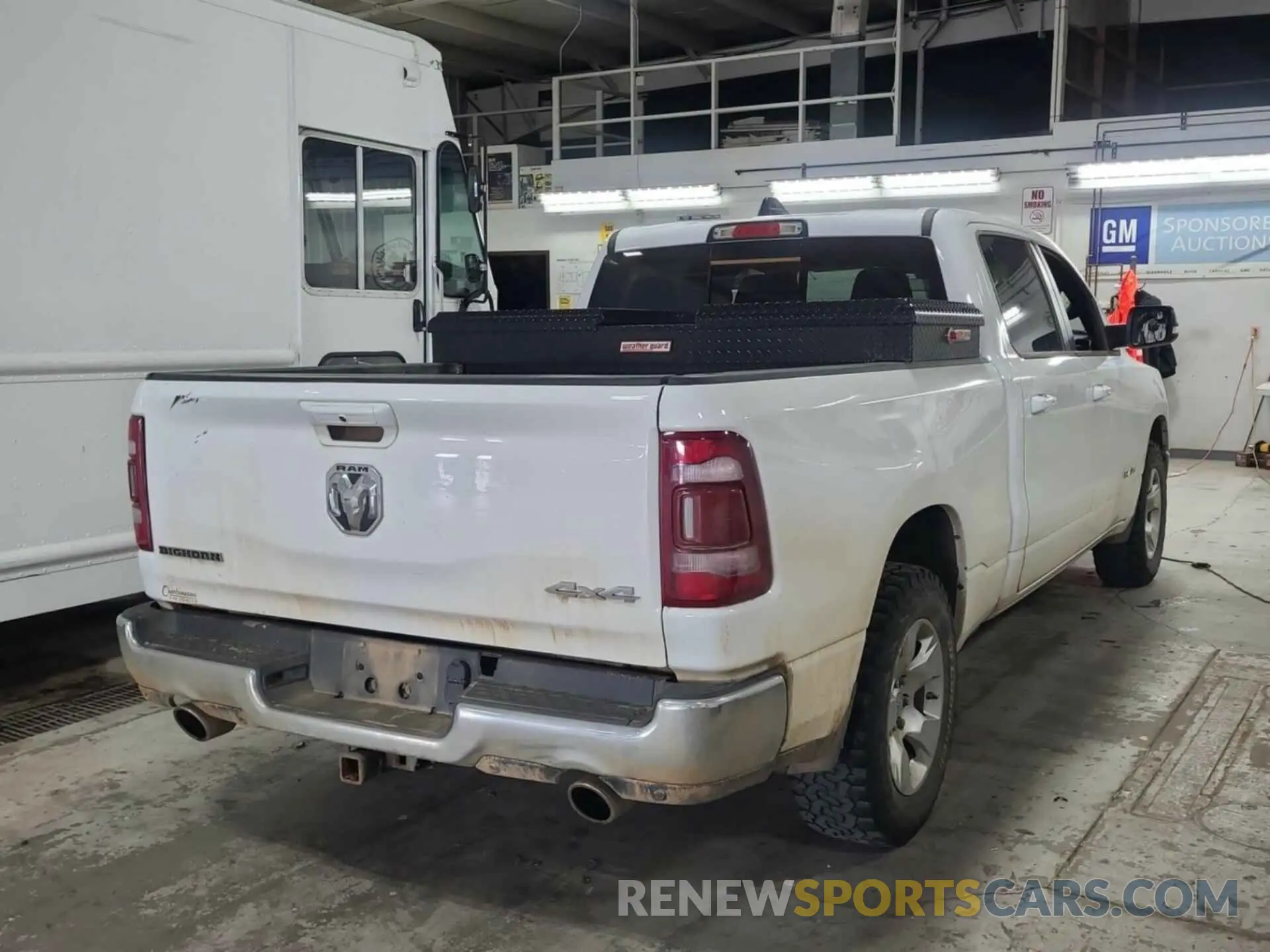 17 Photograph of a damaged car 1C6SRFMT1MN714659 RAM 1500 2021