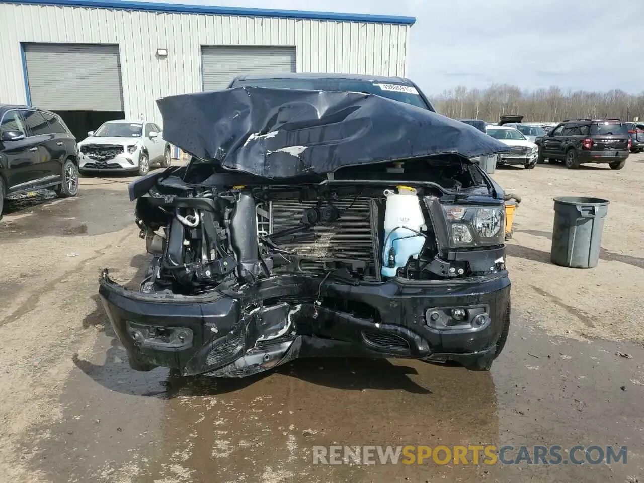 5 Photograph of a damaged car 1C6SRFMT4MN602776 RAM 1500 2021