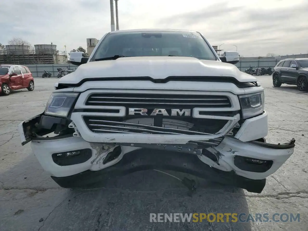5 Photograph of a damaged car 1C6SRFRT4MN831791 RAM 1500 2021