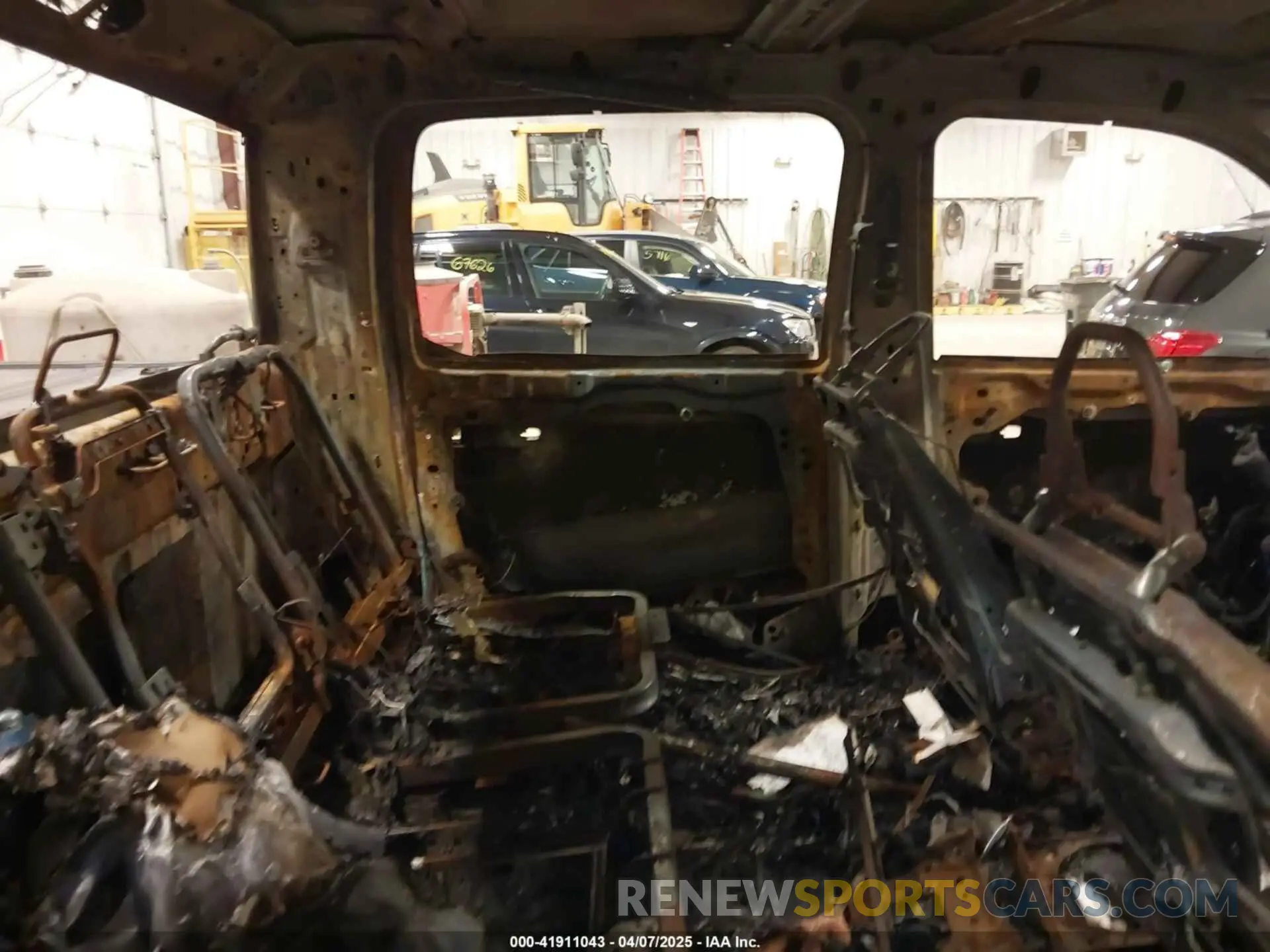 8 Photograph of a damaged car 1C6SRFRT4MN834741 RAM 1500 2021