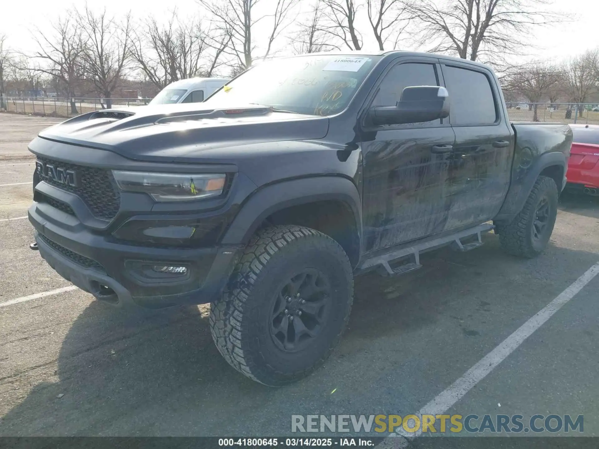 6 Photograph of a damaged car 1C6SRFU92MN903941 RAM 1500 2021