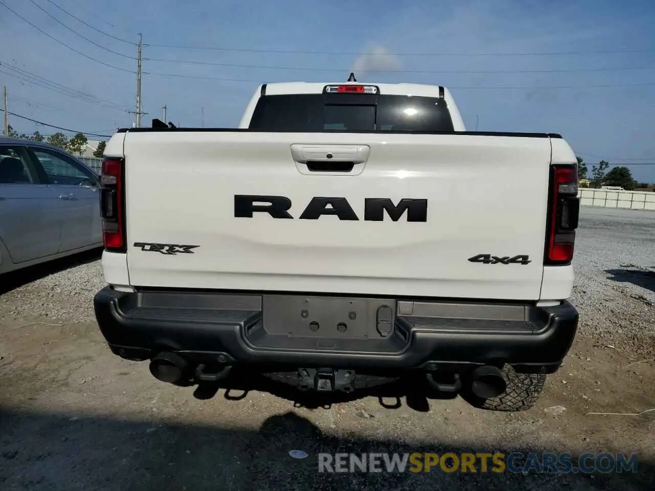 6 Photograph of a damaged car 1C6SRFU94MN762094 RAM 1500 2021