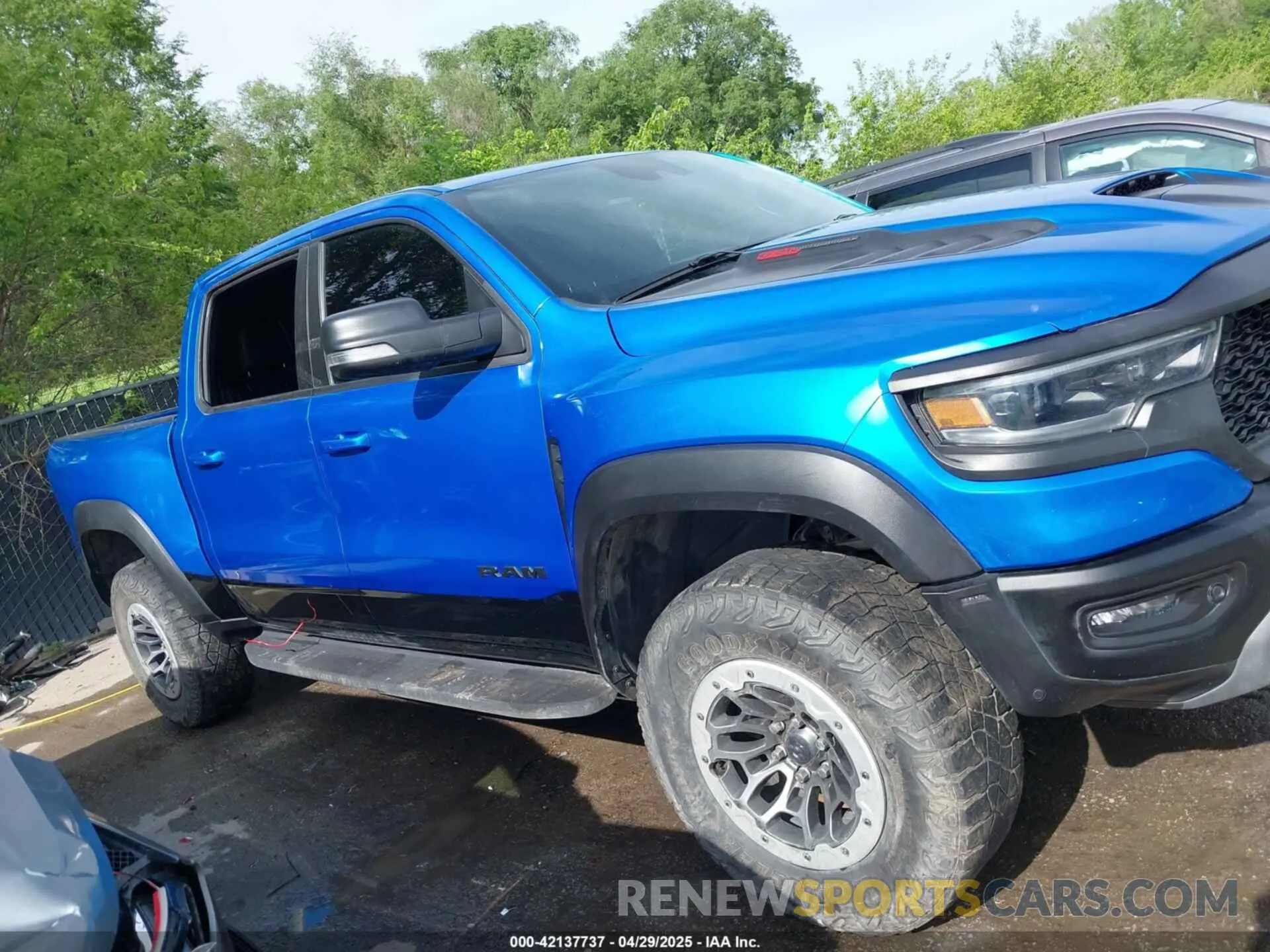 14 Photograph of a damaged car 1C6SRFU94MN812802 RAM 1500 2021
