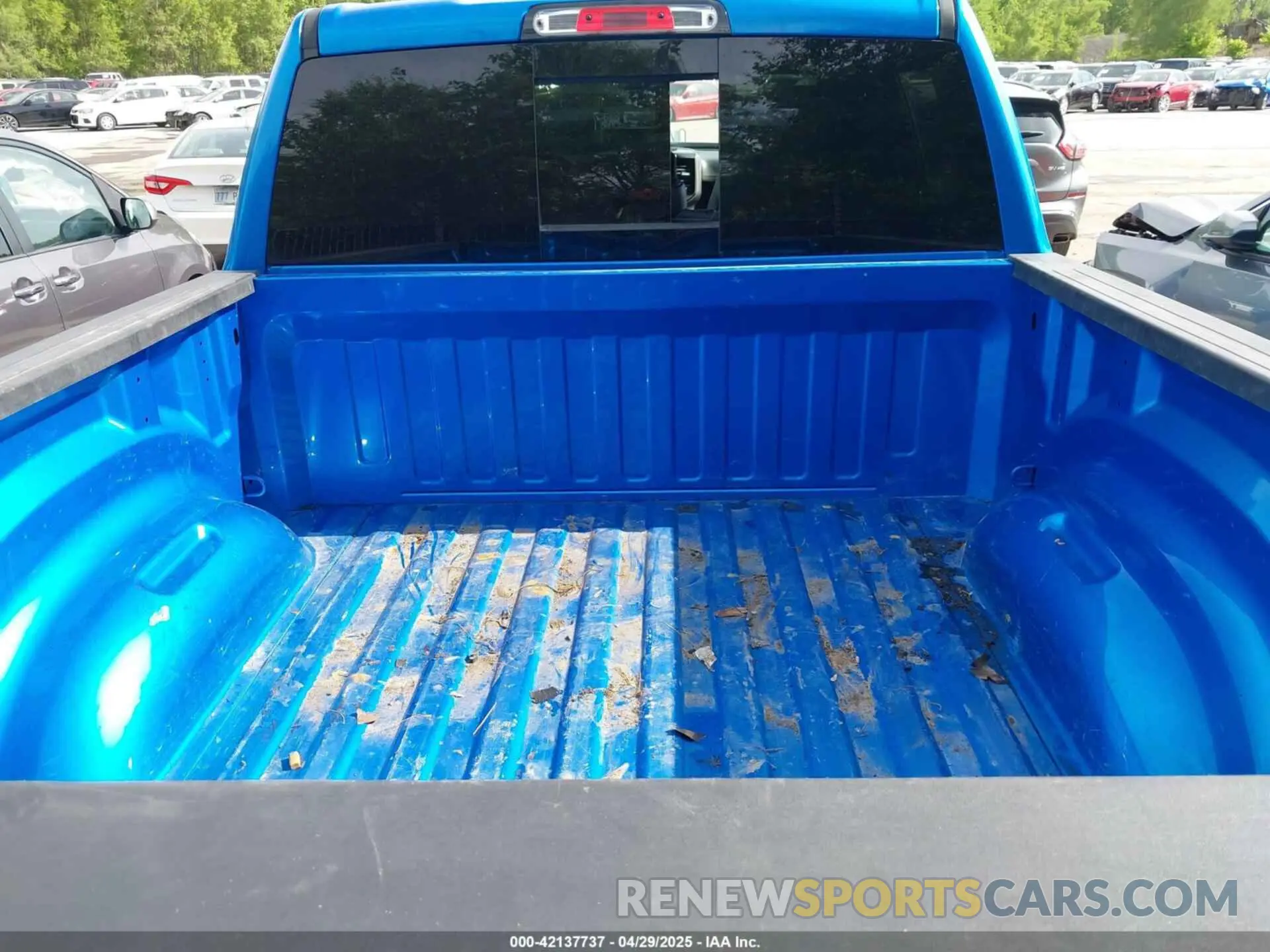 18 Photograph of a damaged car 1C6SRFU94MN812802 RAM 1500 2021