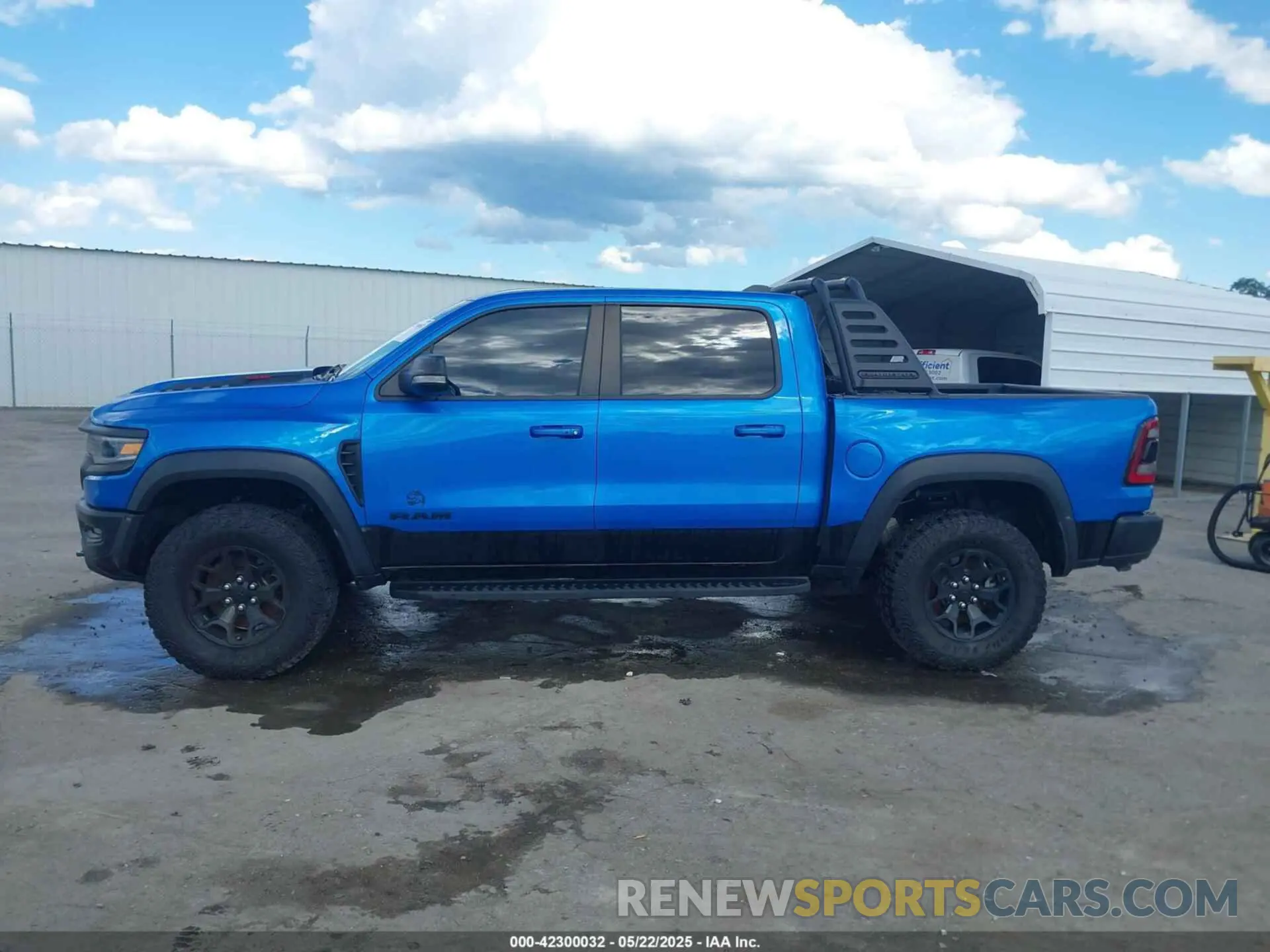 13 Photograph of a damaged car 1C6SRFU98MN804461 RAM 1500 2021