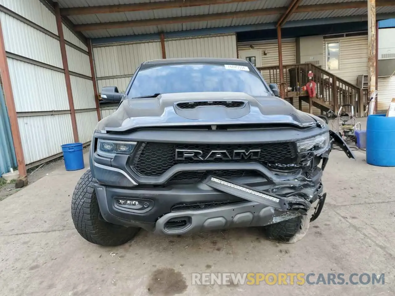 5 Photograph of a damaged car 1C6SRFU99MN804758 RAM 1500 2021