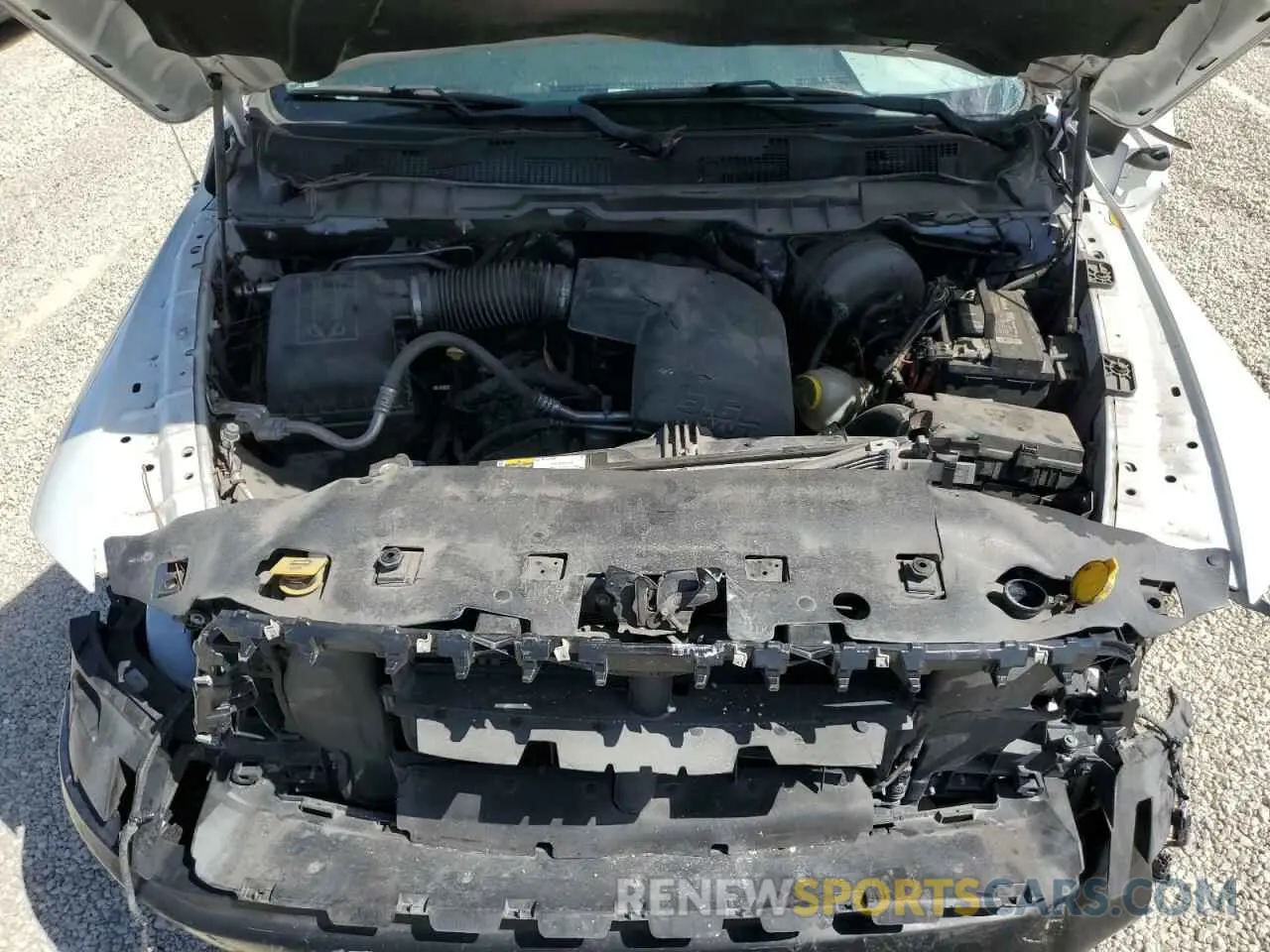 11 Photograph of a damaged car 3C6JR6DG1MG547615 RAM 1500 2021