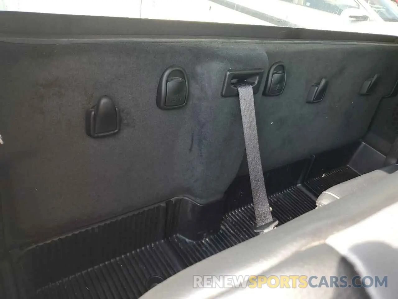 10 Photograph of a damaged car 3C6JR6DG7MG504087 RAM 1500 2021