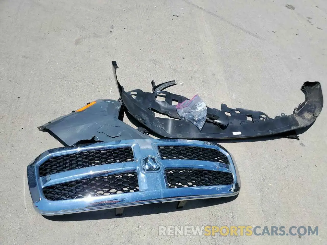 12 Photograph of a damaged car 1C6RR6LG7NS235104 RAM 1500 2022