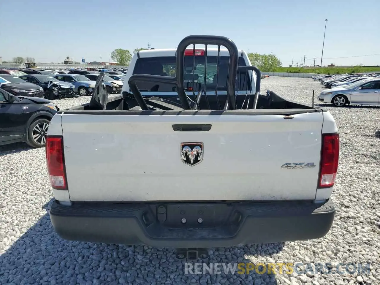 6 Photograph of a damaged car 1C6RR7FG6NS174958 RAM 1500 2022