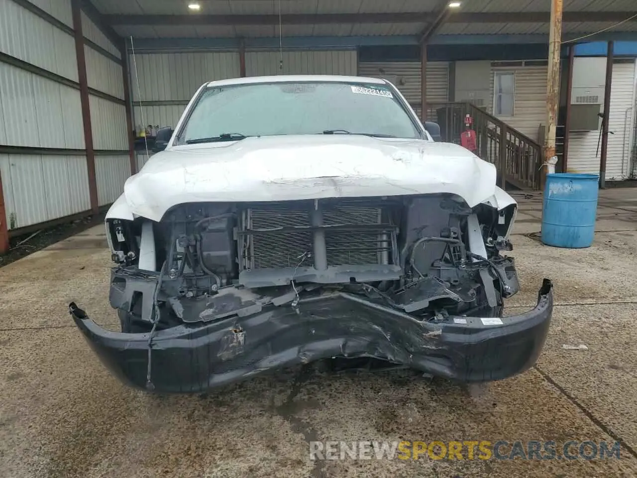 5 Photograph of a damaged car 1C6RR7FG9NS215678 RAM 1500 2022