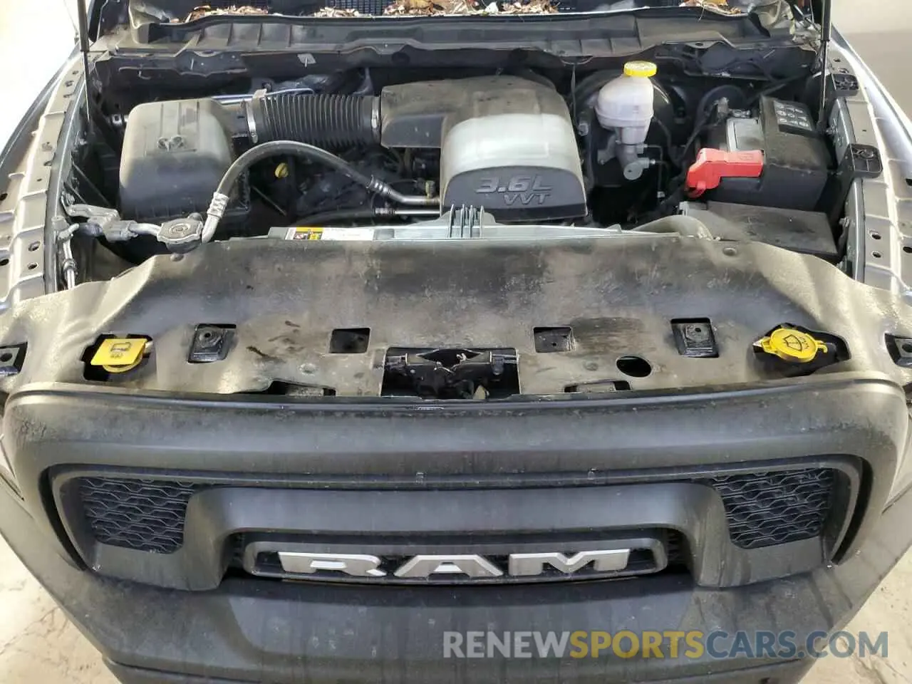 13 Photograph of a damaged car 1C6RR7GG4NS164041 RAM 1500 2022