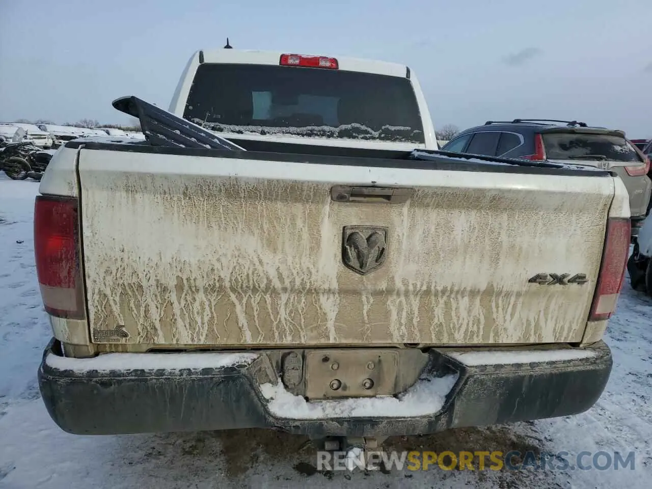 6 Photograph of a damaged car 1C6RR7KT0NS195131 RAM 1500 2022