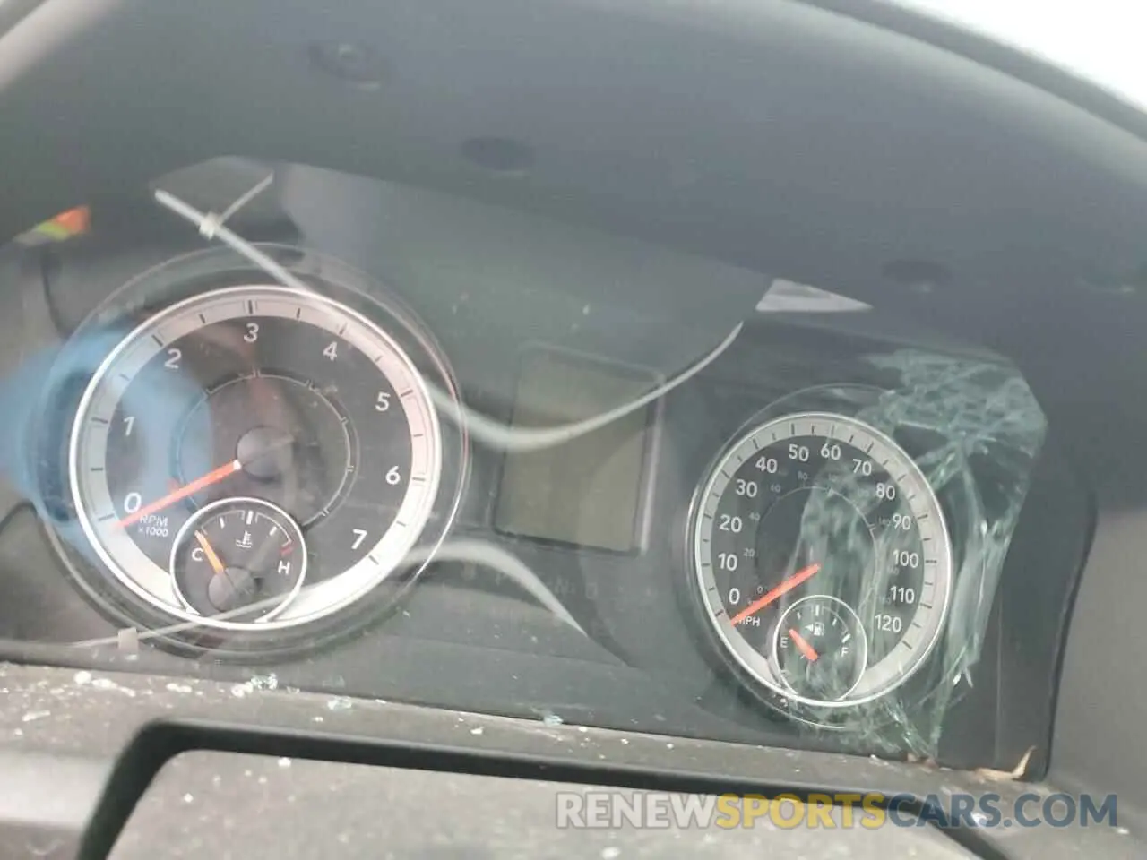 9 Photograph of a damaged car 1C6RR7ST1NS249844 RAM 1500 2022