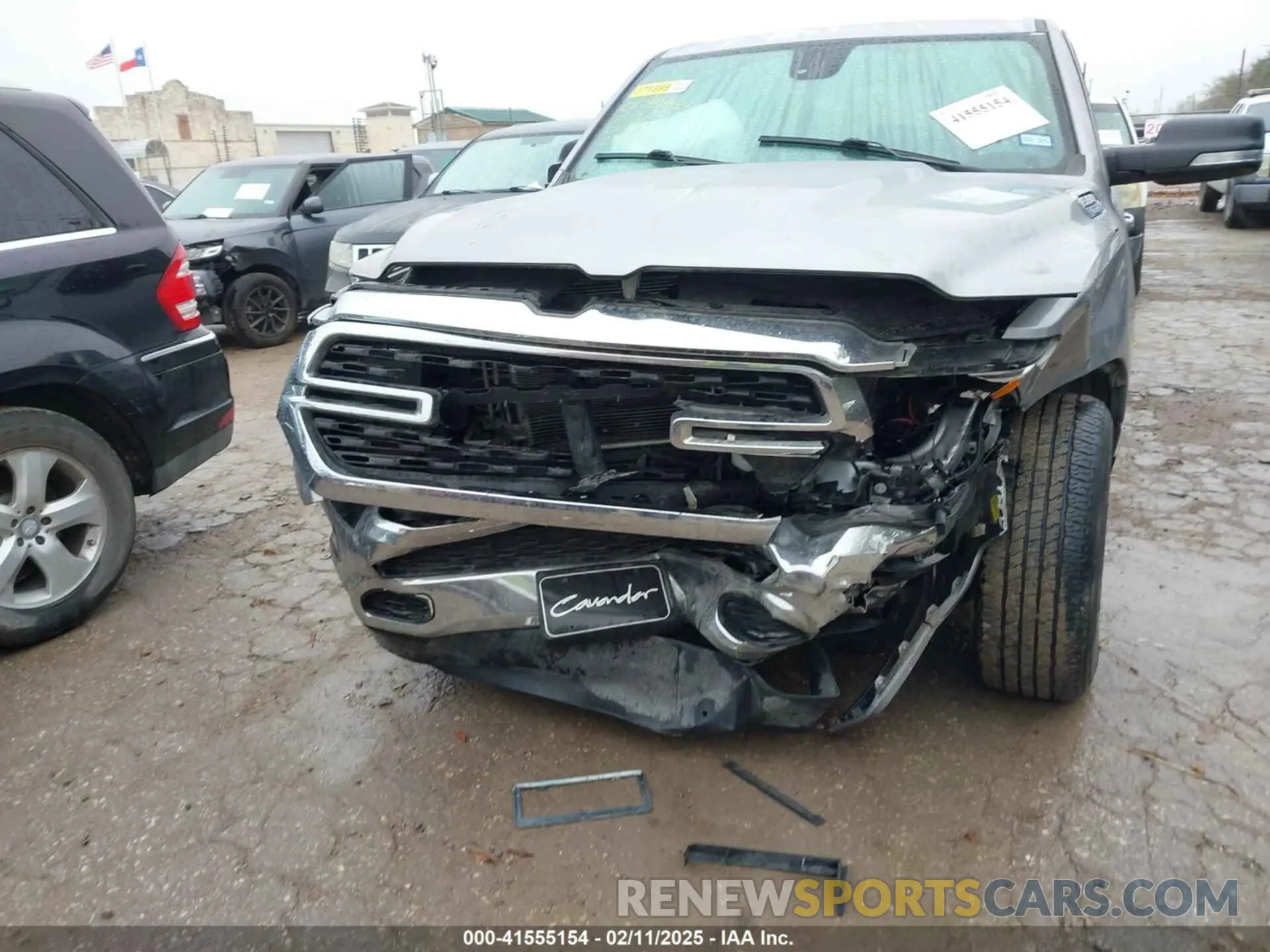6 Photograph of a damaged car 1C6RREBG0NN268990 RAM 1500 2022