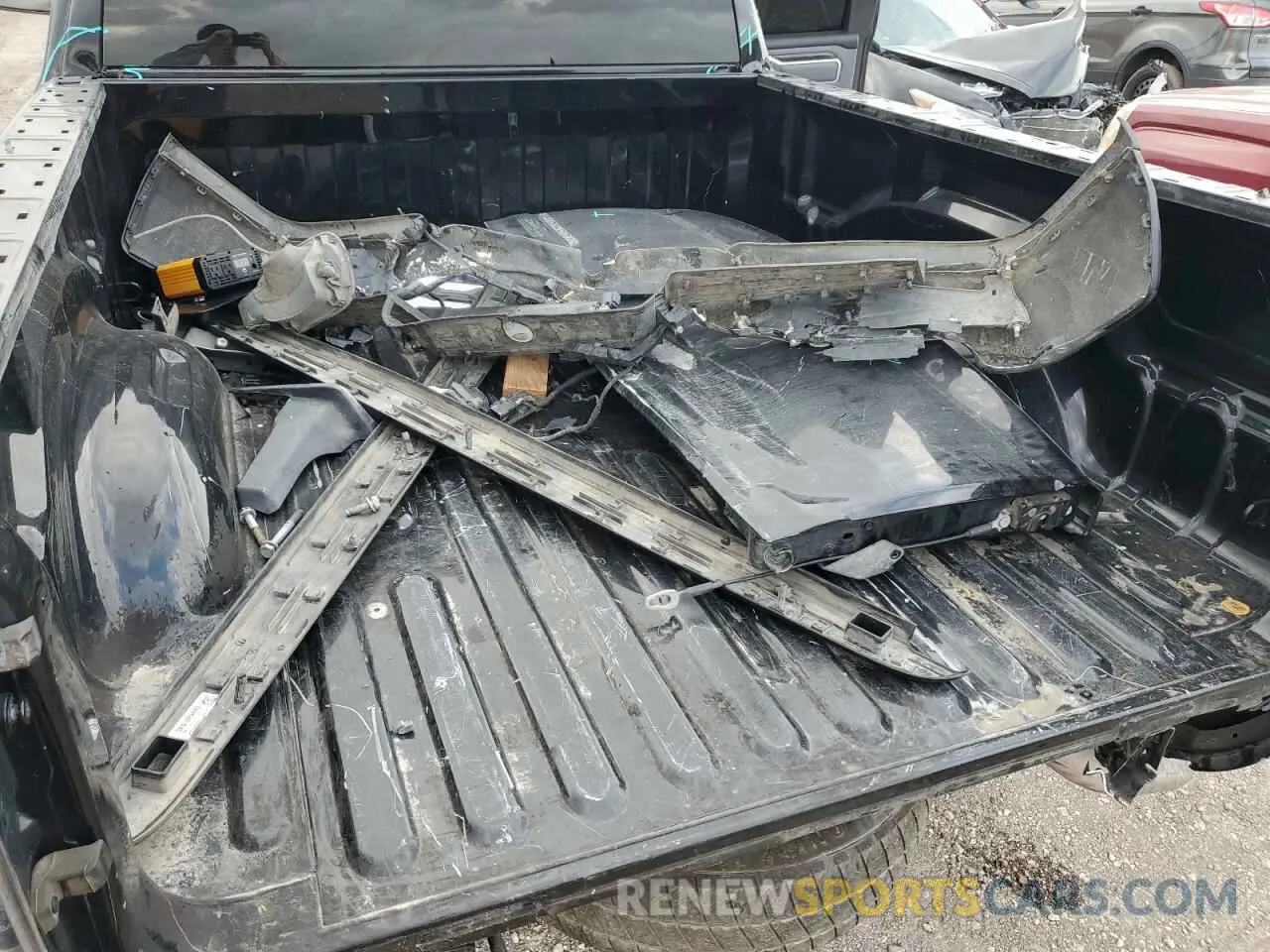 12 Photograph of a damaged car 1C6RREBG1NN273972 RAM 1500 2022
