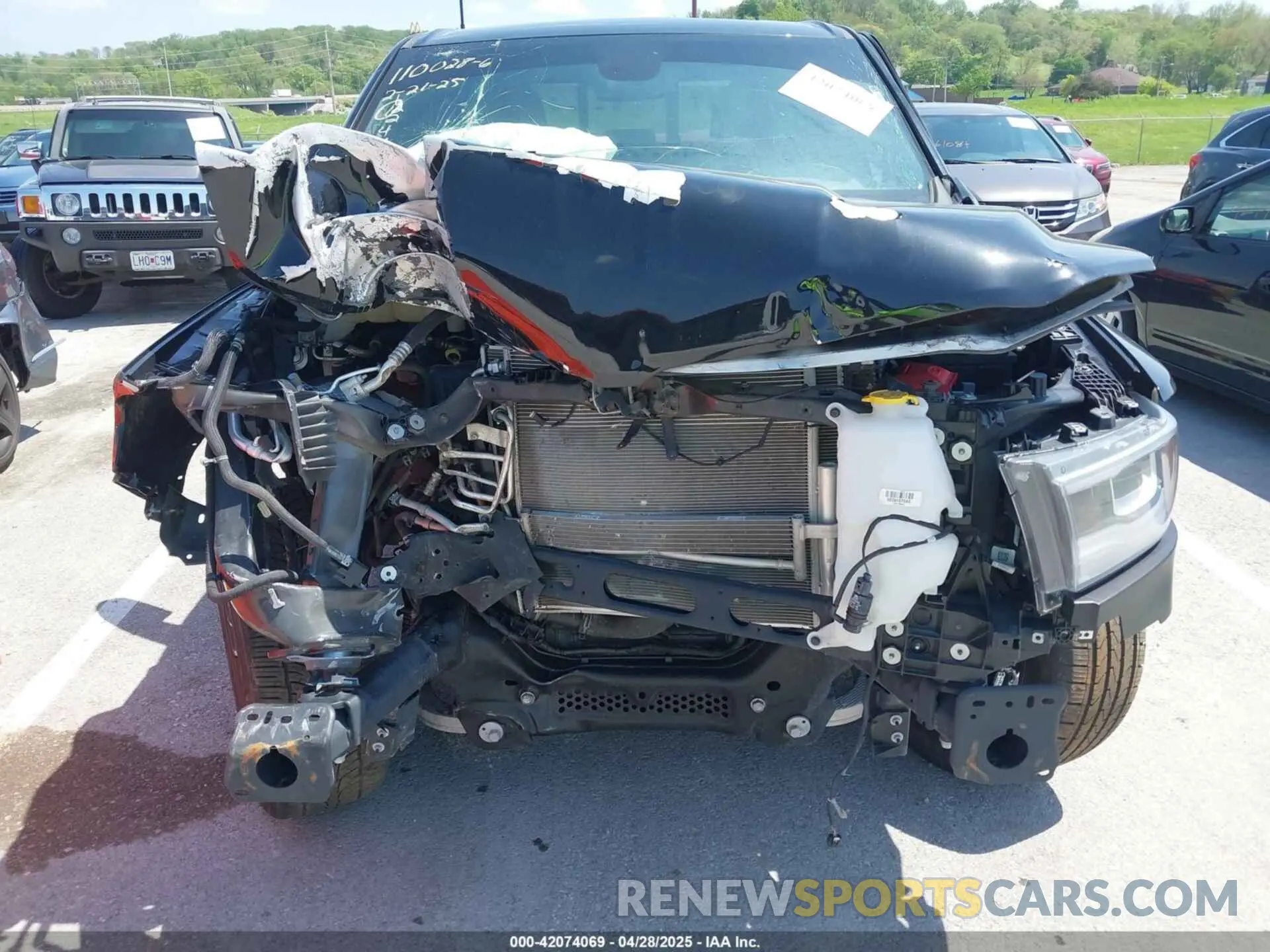 6 Photograph of a damaged car 1C6RREBG2NN122445 RAM 1500 2022