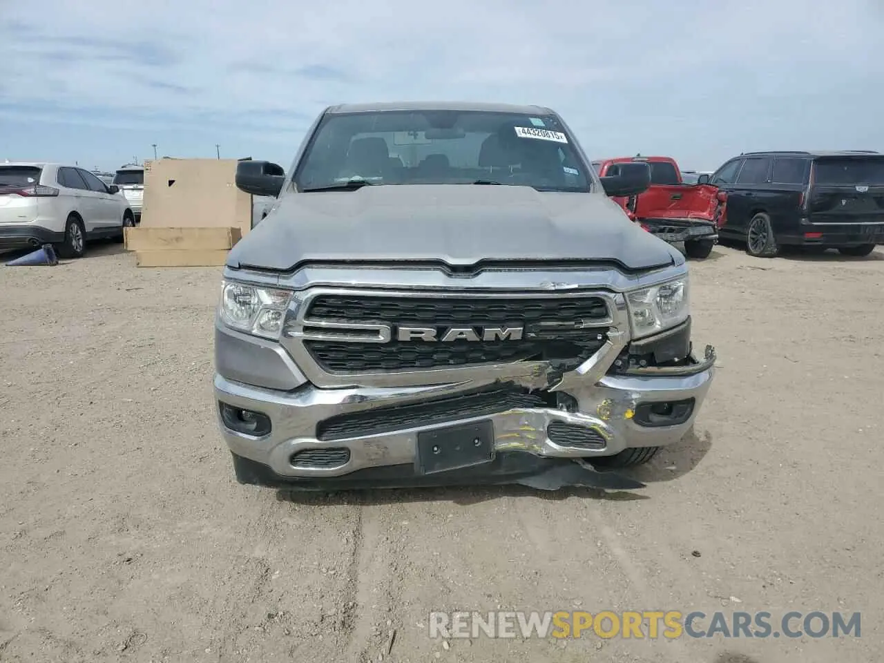 5 Photograph of a damaged car 1C6RREBG9NN273217 RAM 1500 2022