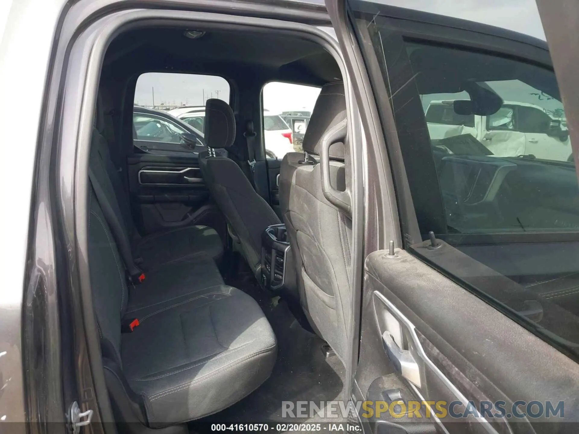 8 Photograph of a damaged car 1C6RREBGXNN254532 RAM 1500 2022