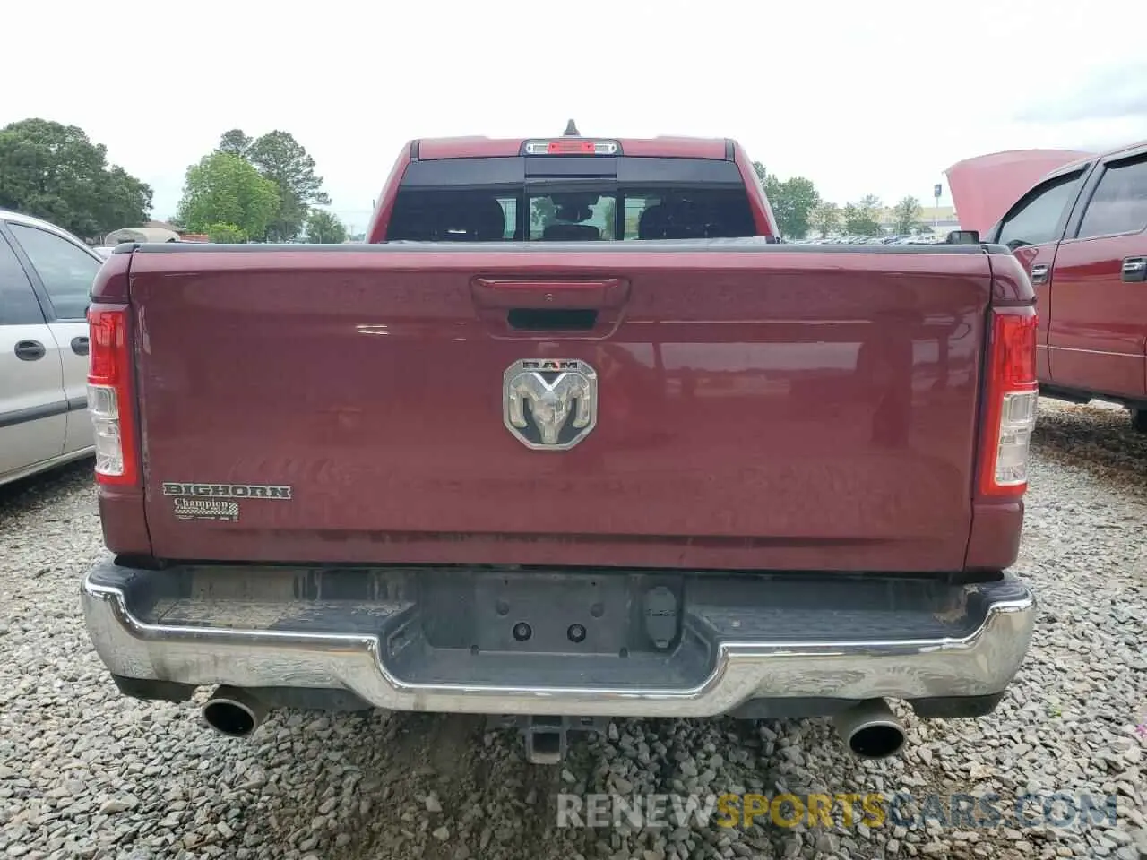 6 Photograph of a damaged car 1C6RREBT0NN125521 RAM 1500 2022