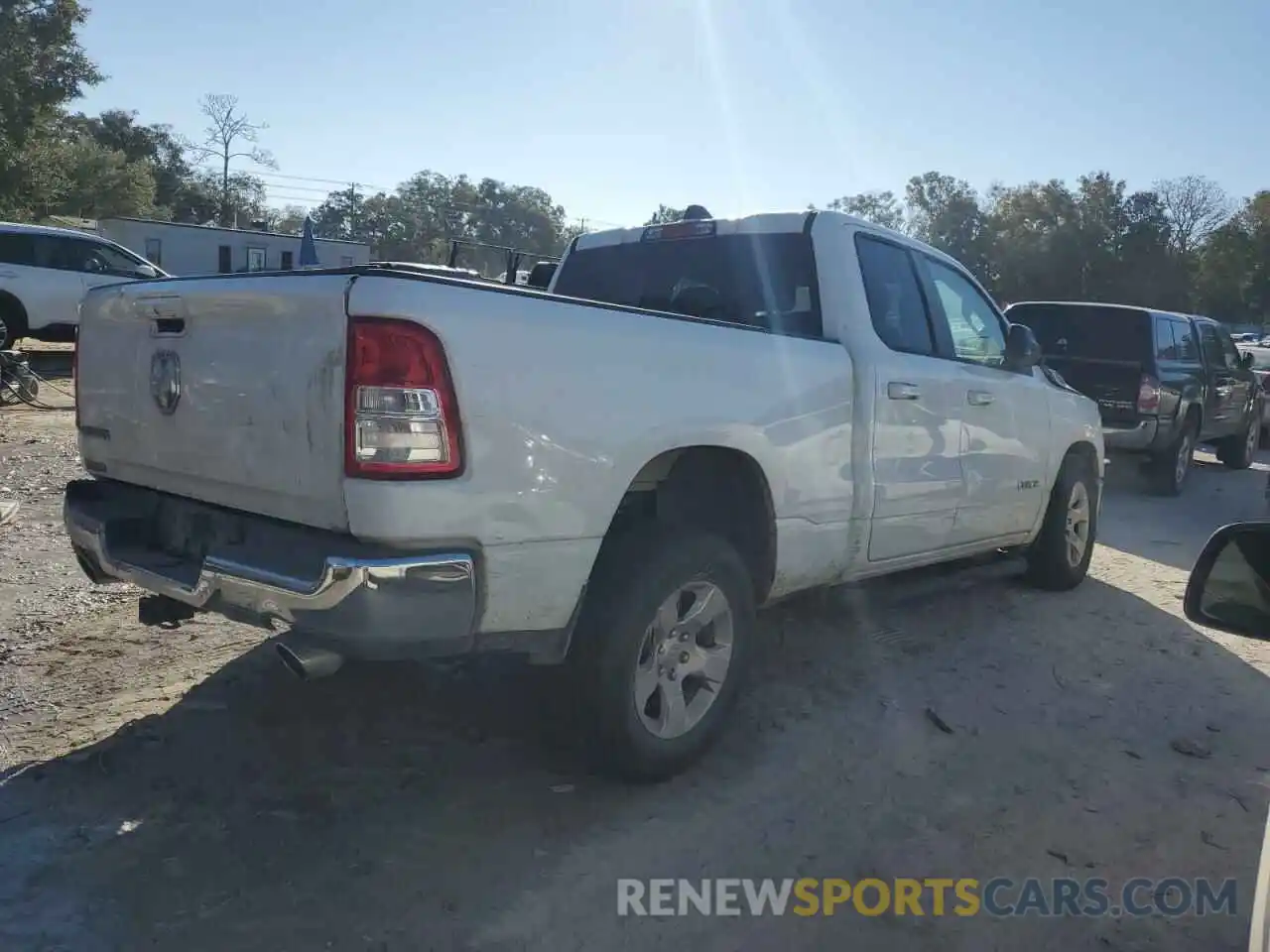 3 Photograph of a damaged car 1C6RREBT0NN227904 RAM 1500 2022