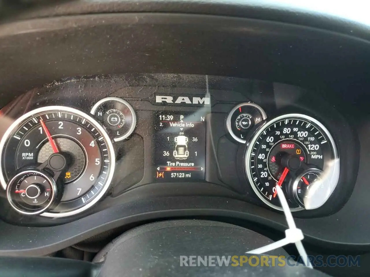 9 Photograph of a damaged car 1C6RREBT1NN201523 RAM 1500 2022