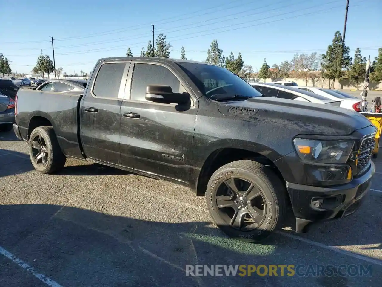 4 Photograph of a damaged car 1C6RREBT1NN276027 RAM 1500 2022