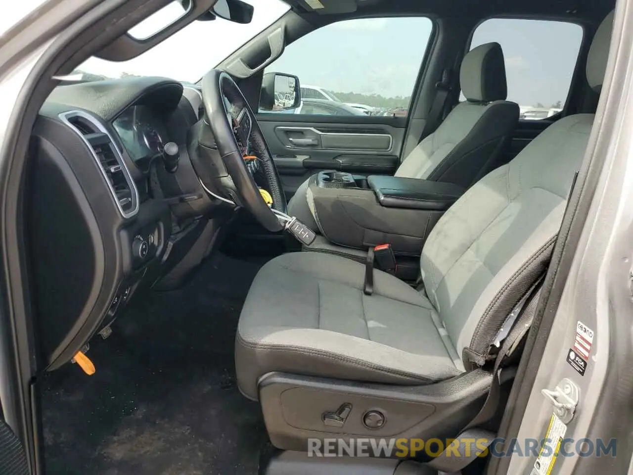 7 Photograph of a damaged car 1C6RREBT2NN125312 RAM 1500 2022