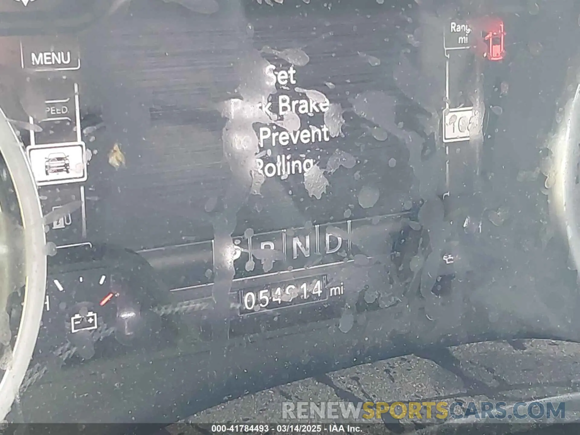 15 Photograph of a damaged car 1C6RREBT2NN228066 RAM 1500 2022