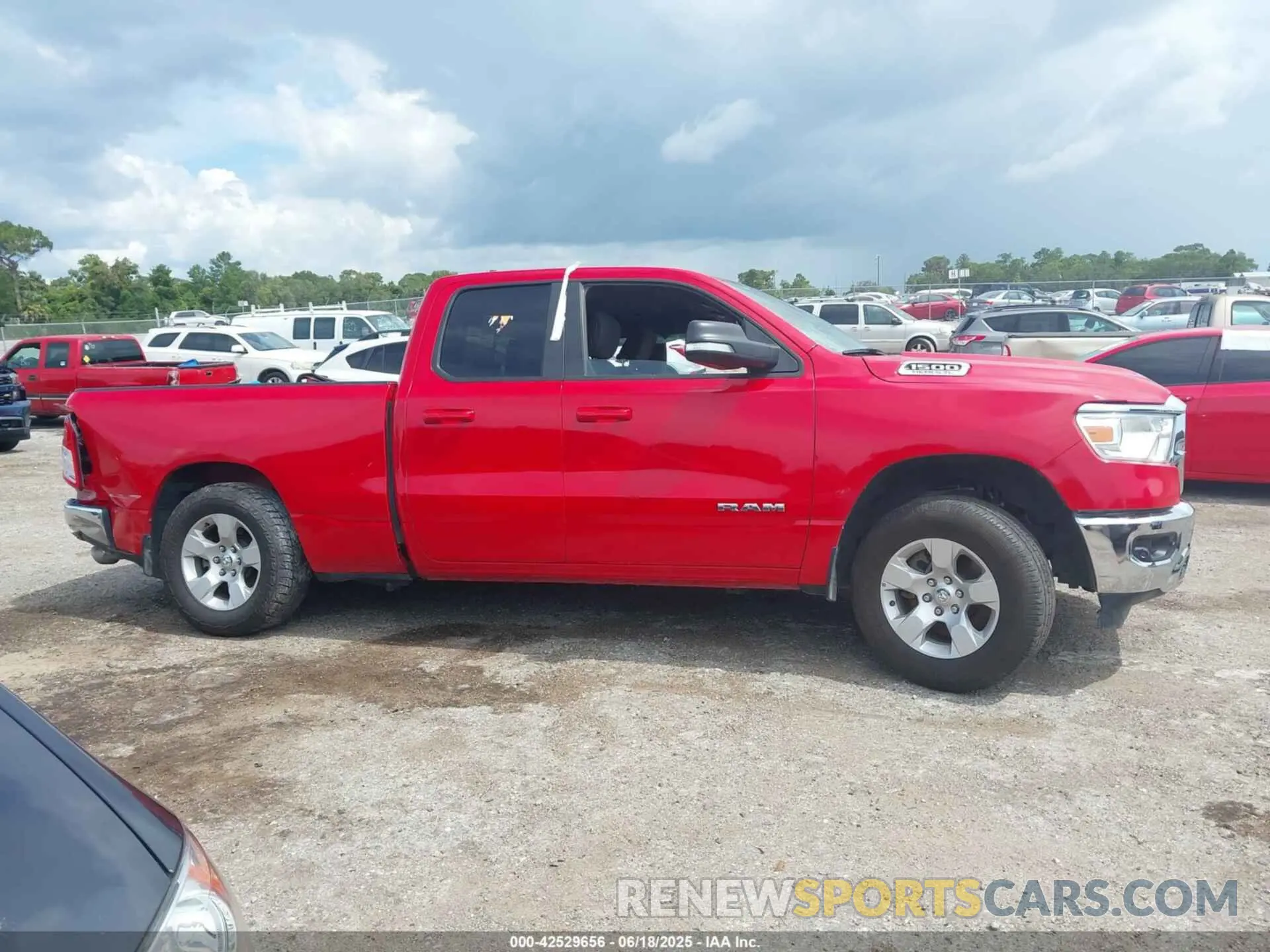 12 Photograph of a damaged car 1C6RREBT3NN377330 RAM 1500 2022