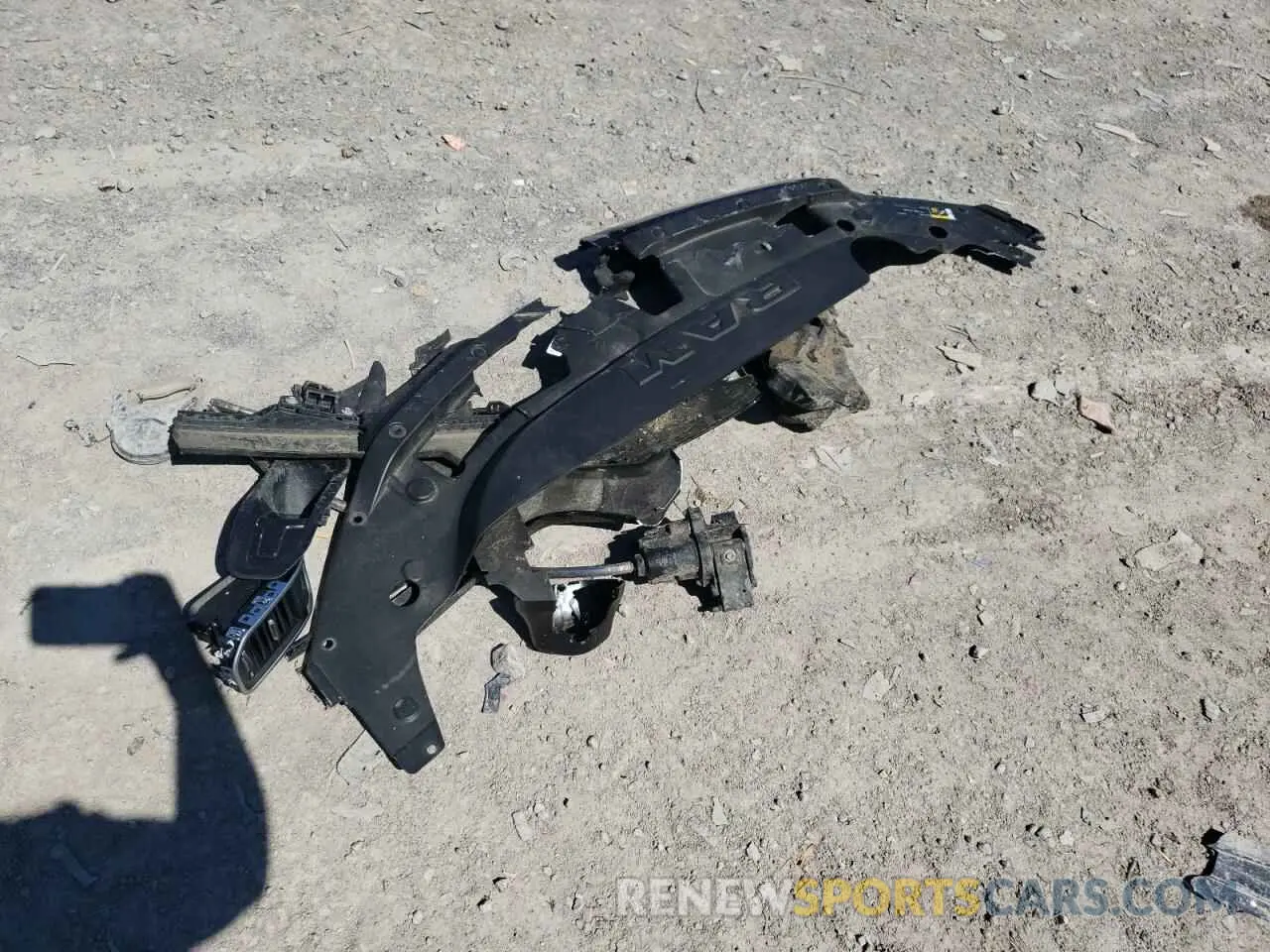 14 Photograph of a damaged car 1C6RREBT7NN127136 RAM 1500 2022
