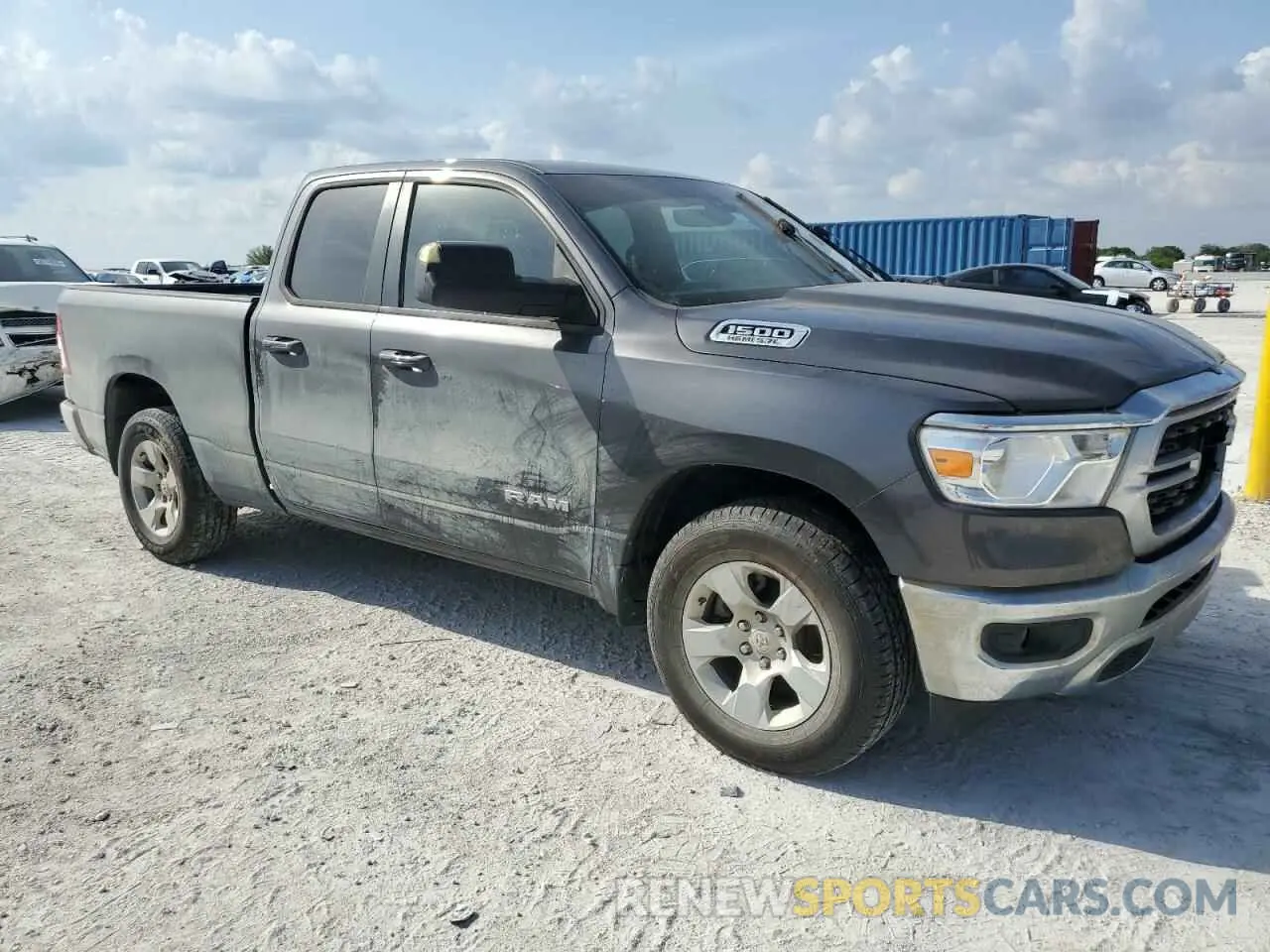 4 Photograph of a damaged car 1C6RREBT8NN321495 RAM 1500 2022