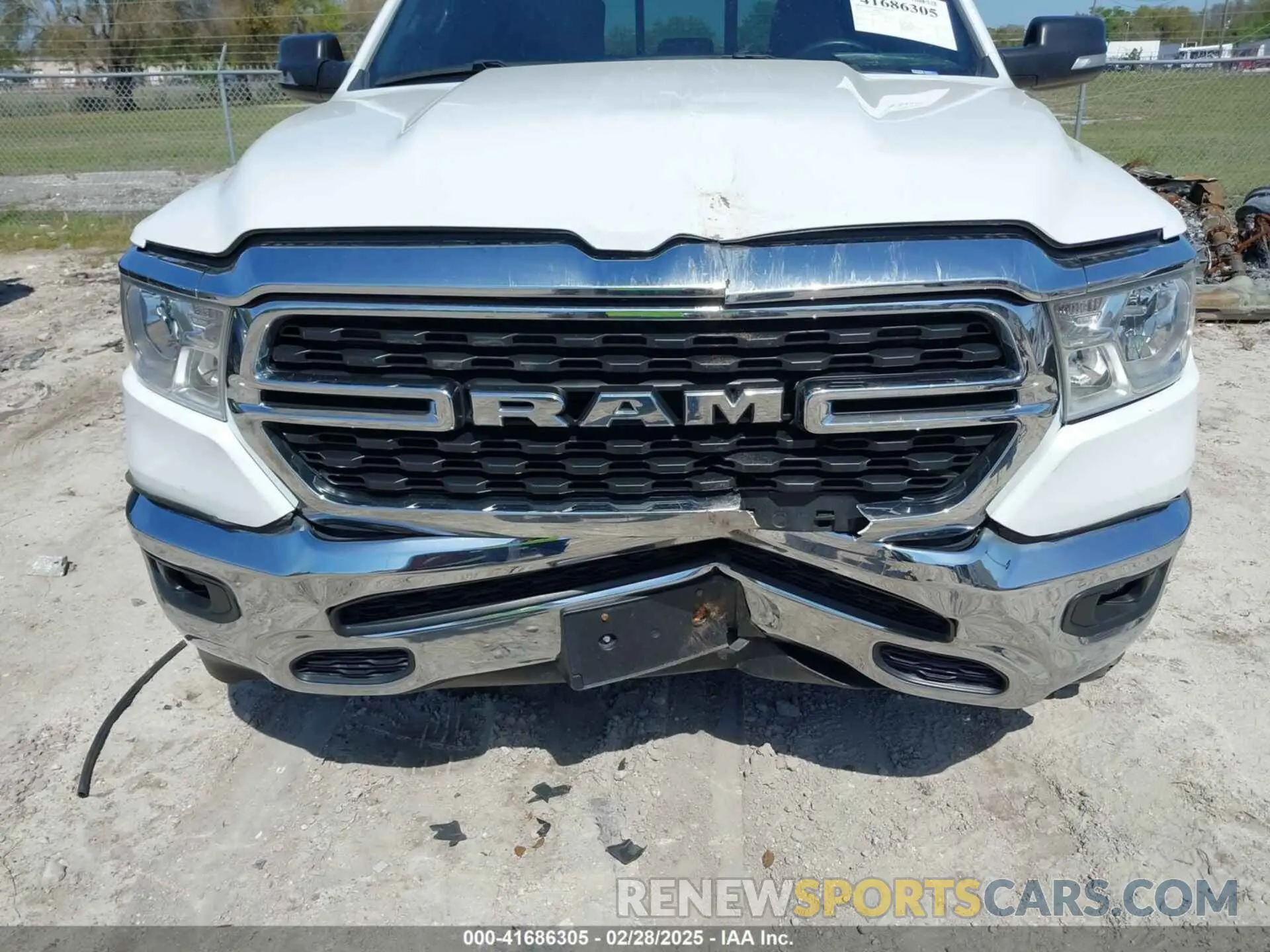 6 Photograph of a damaged car 1C6RREBT9NN260965 RAM 1500 2022