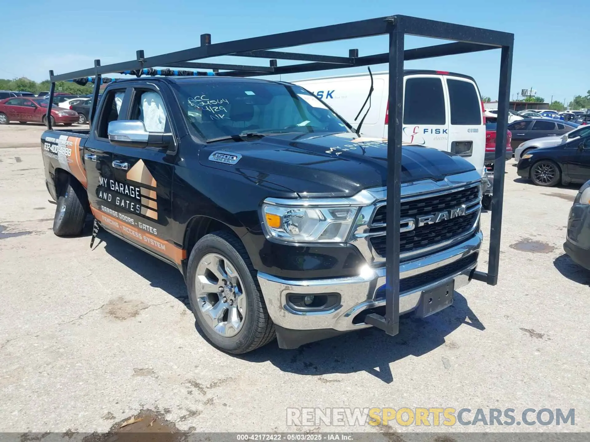 1 Photograph of a damaged car 1C6RREBT9NN464360 RAM 1500 2022
